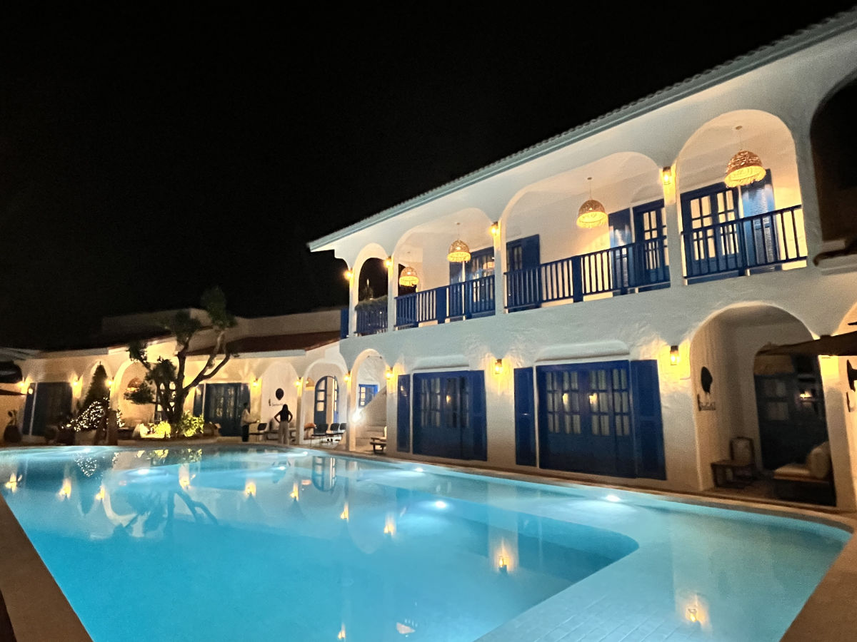 Main building and Garden Villas at night